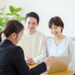 Bảo hiểm y tế và bảo hiểm sức khỏe: Có nên mua thêm bảo hiểm sức khỏe?