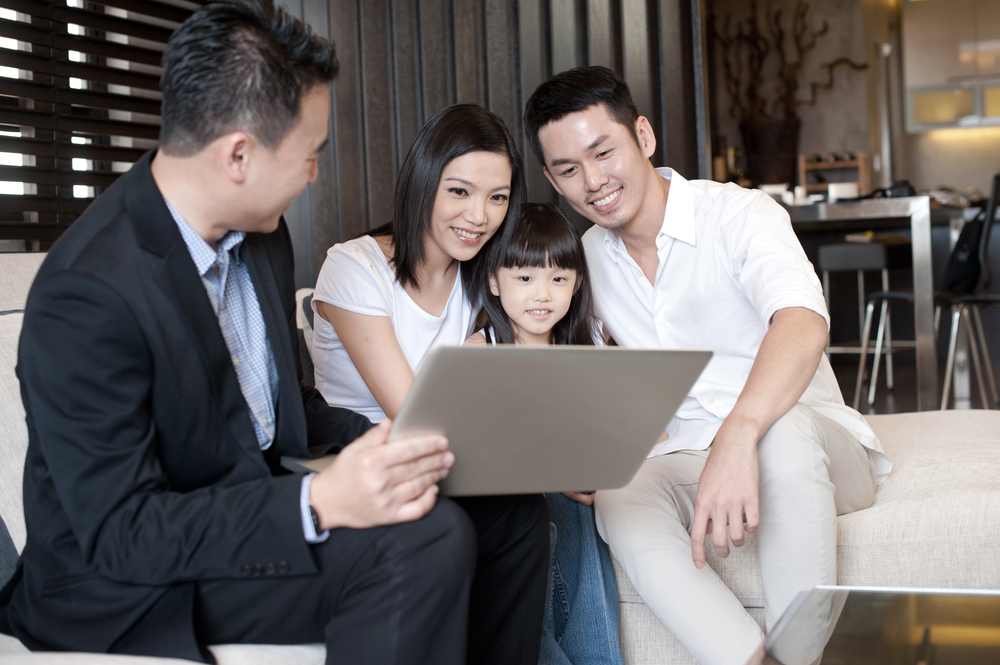 Điều bố mẹ cần lưu ý khi mua bảo hiểm sức khỏe cho trẻ