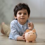 Lợi ích mà bố mẹ nên tham gia bảo hiểm sức khỏe cho bé