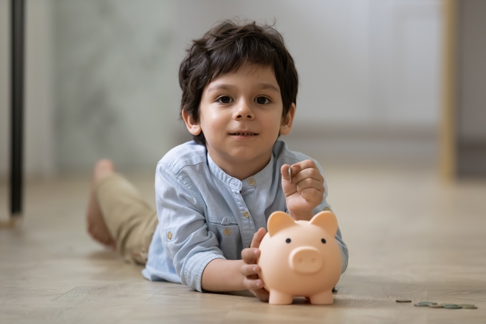 Lợi ích mà bố mẹ nên tham gia bảo hiểm sức khỏe cho bé