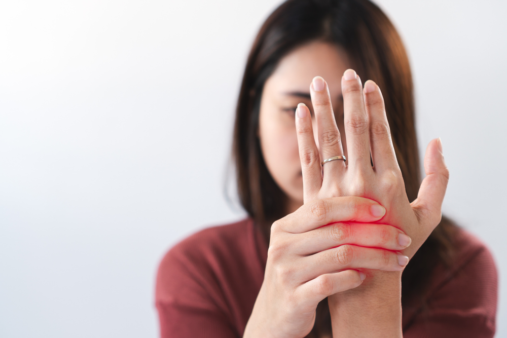 Bệnh thần kinh ngoại biên được chia làm mấy loại?