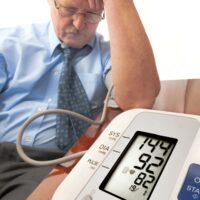 Tăng huyết áp tâm trương có nguy hiểm không? Làm sao để điều trị?