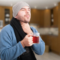 Đau cổ họng nên uống gì? 8 loại nước uống giúp giảm đau họng ngay