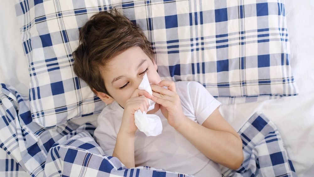 Thời tiết lạnh khiến bé bị nghẹt mũi về đêm