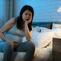 Bà bầu bị mất ngủ ảnh hưởng ra sao? Lưu lại 10 mẹo trị mất ngủ sau