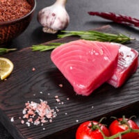 Cá ngừ bao nhiêu calo? Khám phá giá trị dinh dưỡng đỉnh từ cá ngừ