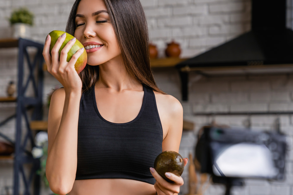 Xoài xanh, xoài chín chứa bao nhiêu calo? Ăn xoài có mập không?