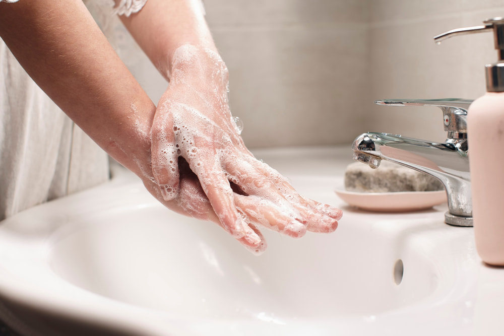 Rửa tay thường xuyên là cách phòng chống bệnh cúm a
