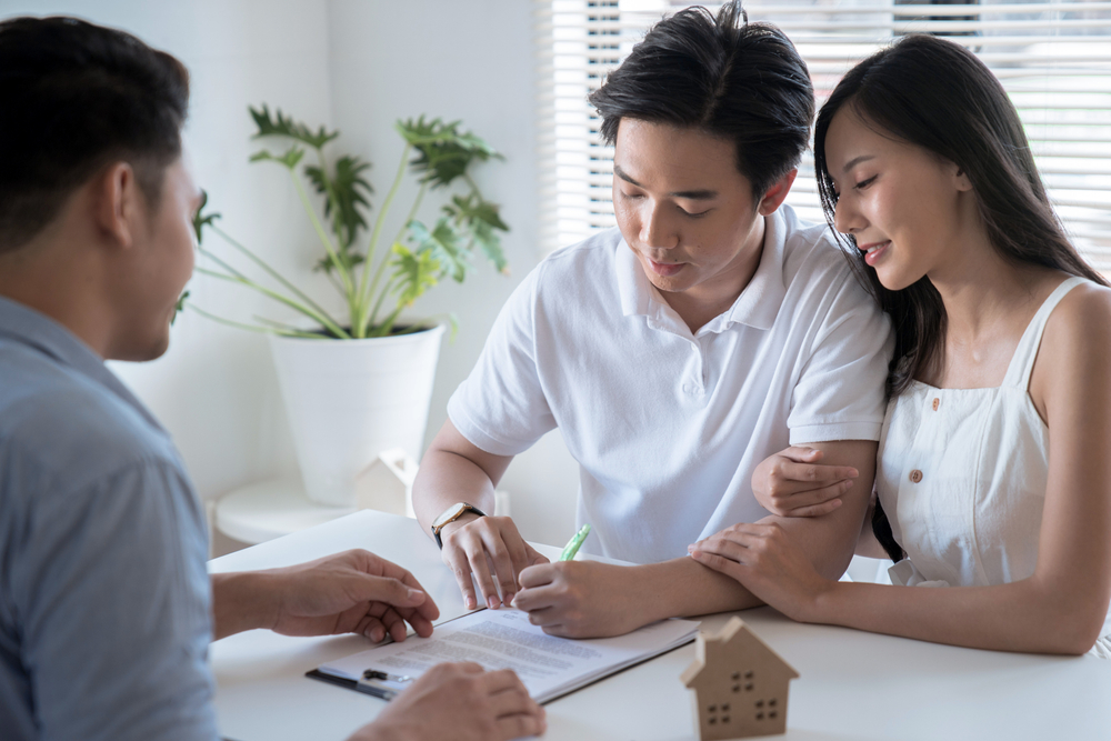 Các loại hình bảo hiểm thai sản sinh đôi